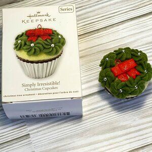 Hallmark Simply Irresistible Christmas cupcakes ornament Xmas